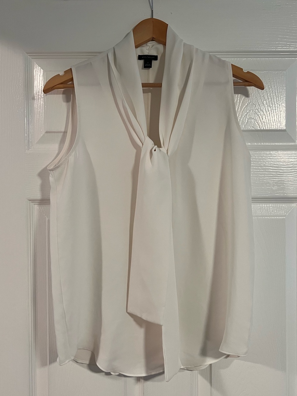 Ann Taylor Ivory Sleeveless Tie-Neck Blouse